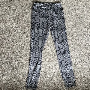 Gray snakeskin print workout leggings.